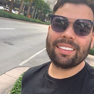 Meet your Posher, Huhumberto